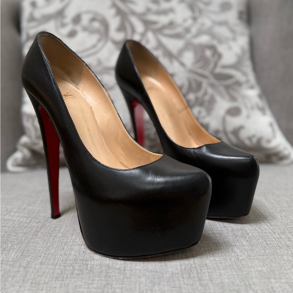 Christian Louboutin Black Leather Daffodile Platform Pumps Size 38 - Picture 1 of 9